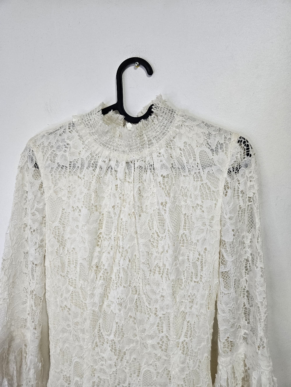 SOLD ALEXIS Sonia White Lace Mini Dress XS  Fringe - Picture 4 of 10